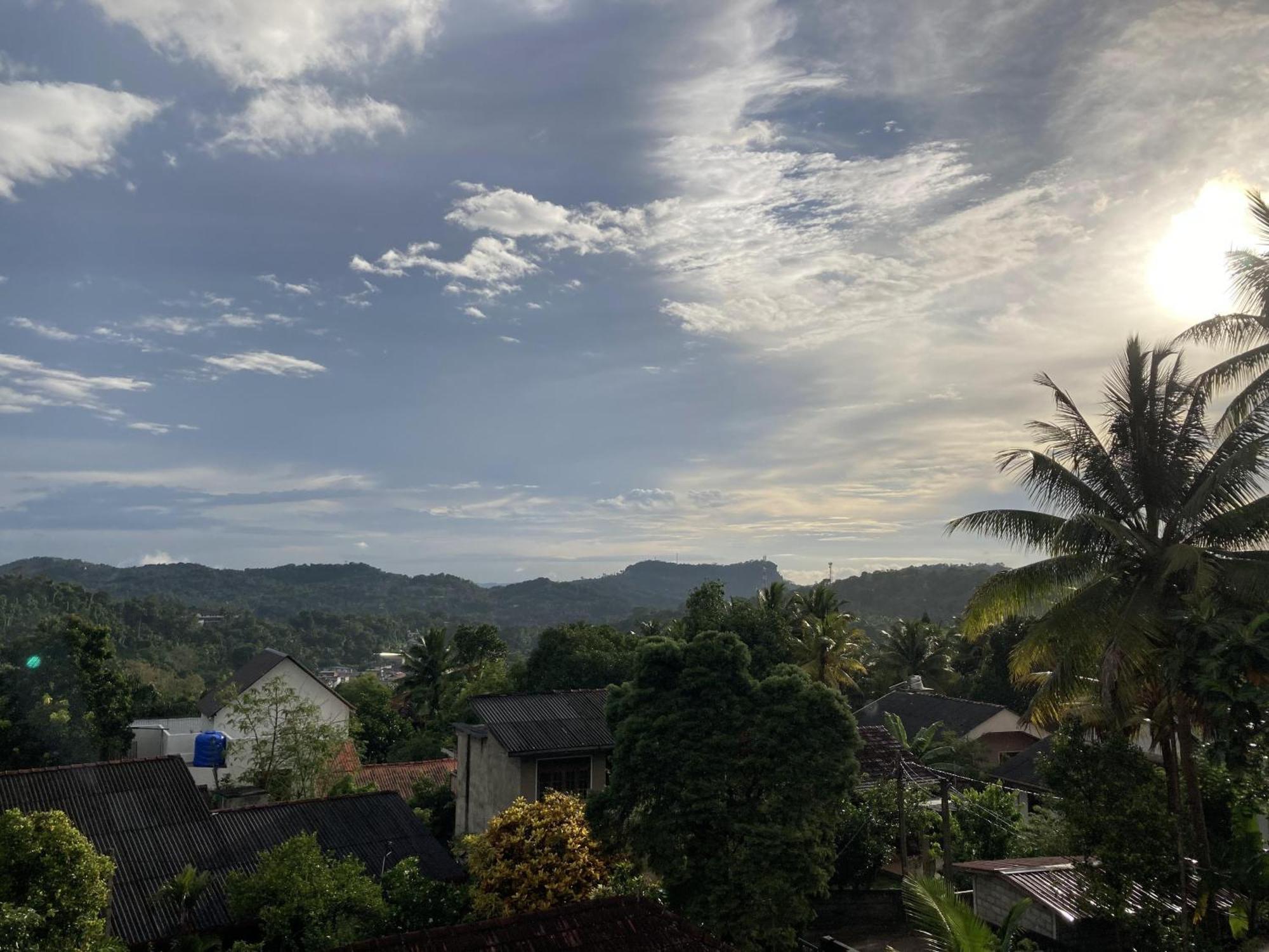 Misty Mountain Lodge Kegalle Exterior photo